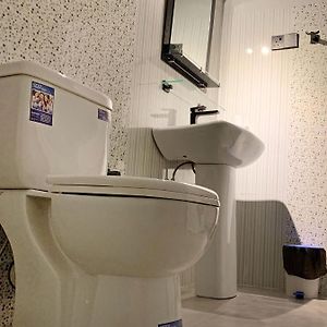 Deluxe Zimmer mit Kingsize-Bett